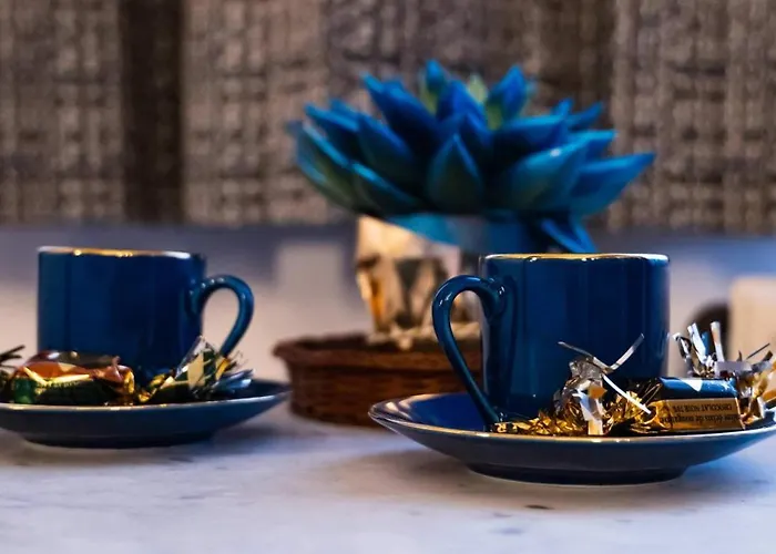 A La Perroy Les Sont Spacieuses Et Les Petit-dejeuners Offerts * Dunkirk