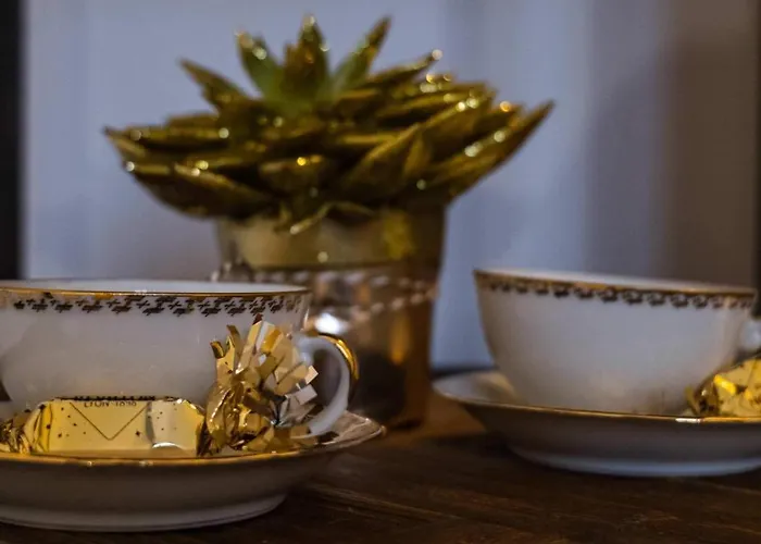 Bed & Breakfast A La Perroy Les Sont Spacieuses Et Les Petit-dejeuners Offerts