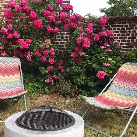 Nocleg ze śniadaniem A La Perroy Les Sont Spacieuses Et Les Petit-dejeuners Offerts