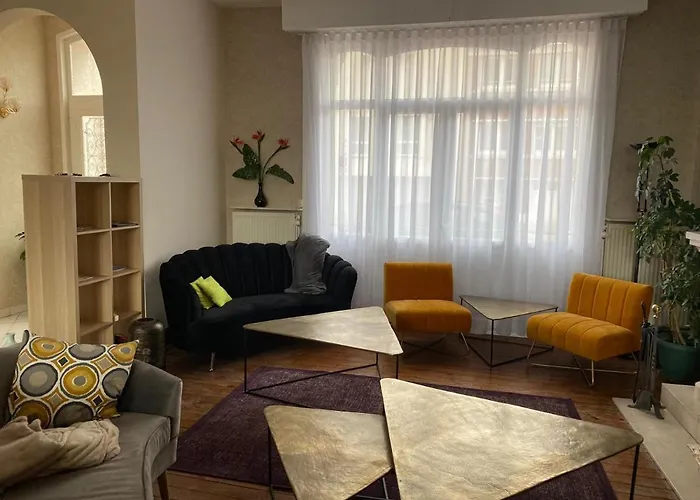 A La Perroy Les Sont Spacieuses Et Les Petit-dejeuners Offerts Dunkirk