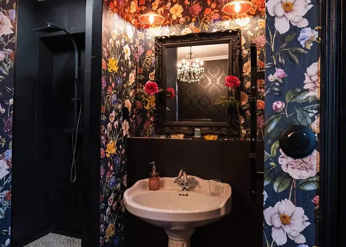 A La Perroy Les Sont Spacieuses Et Les Petit-dejeuners Offerts Dunkirk